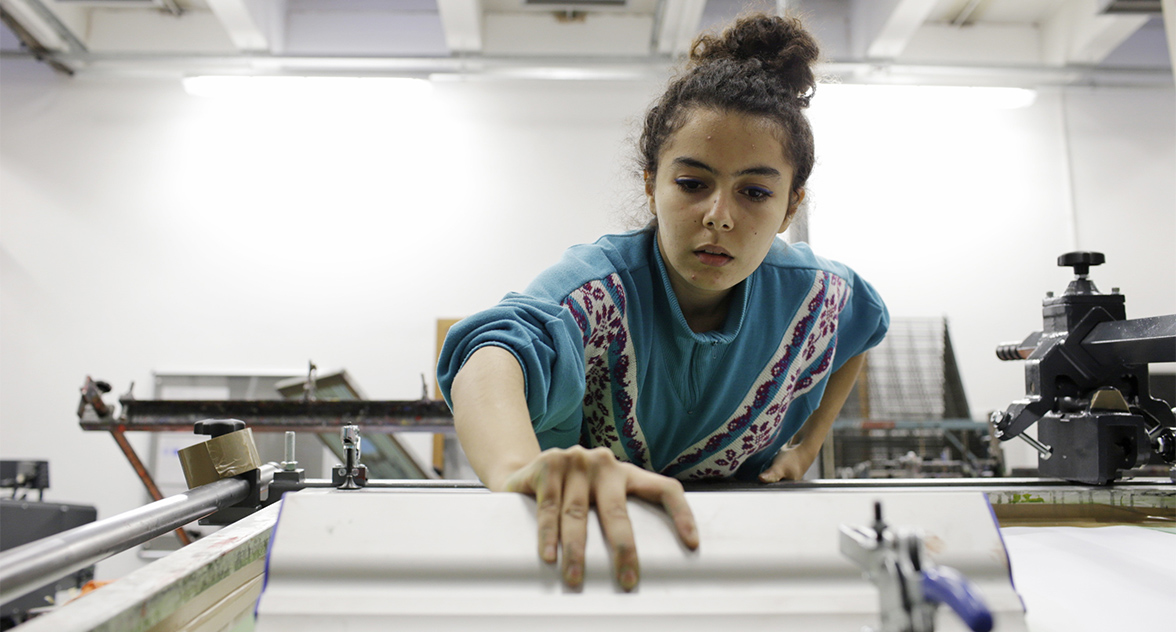 creative jobs courses faculty of arts screen printing