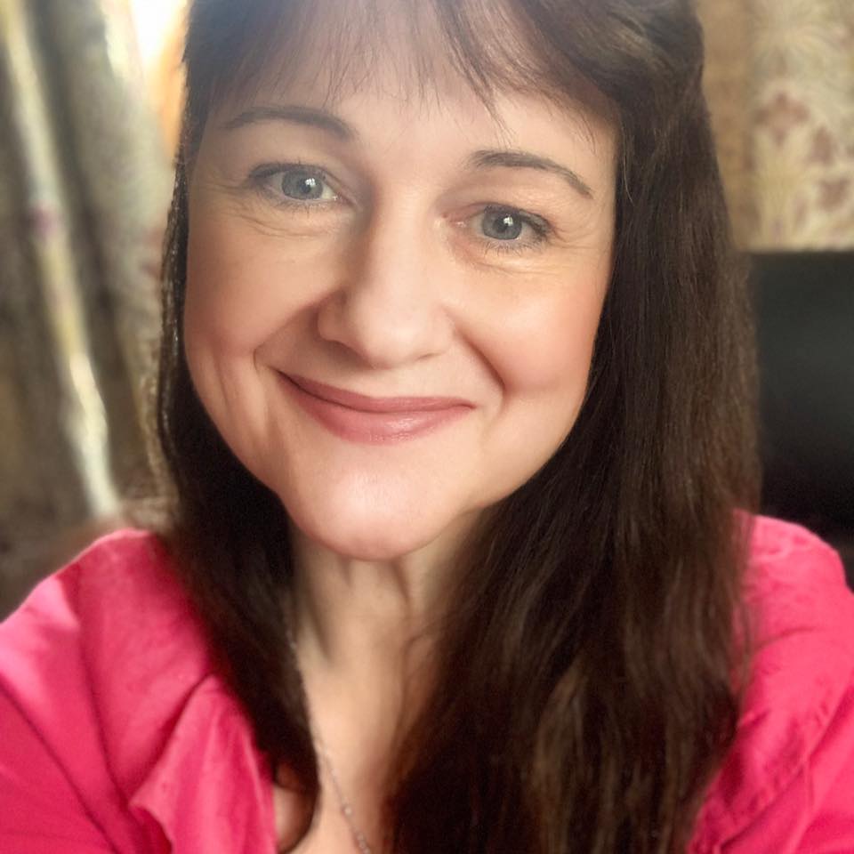 Mrs Lynn Ellison