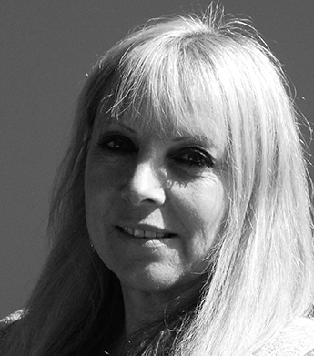 Dr Janet Firth