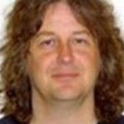 Head and shoulders picture of Peter Bennett